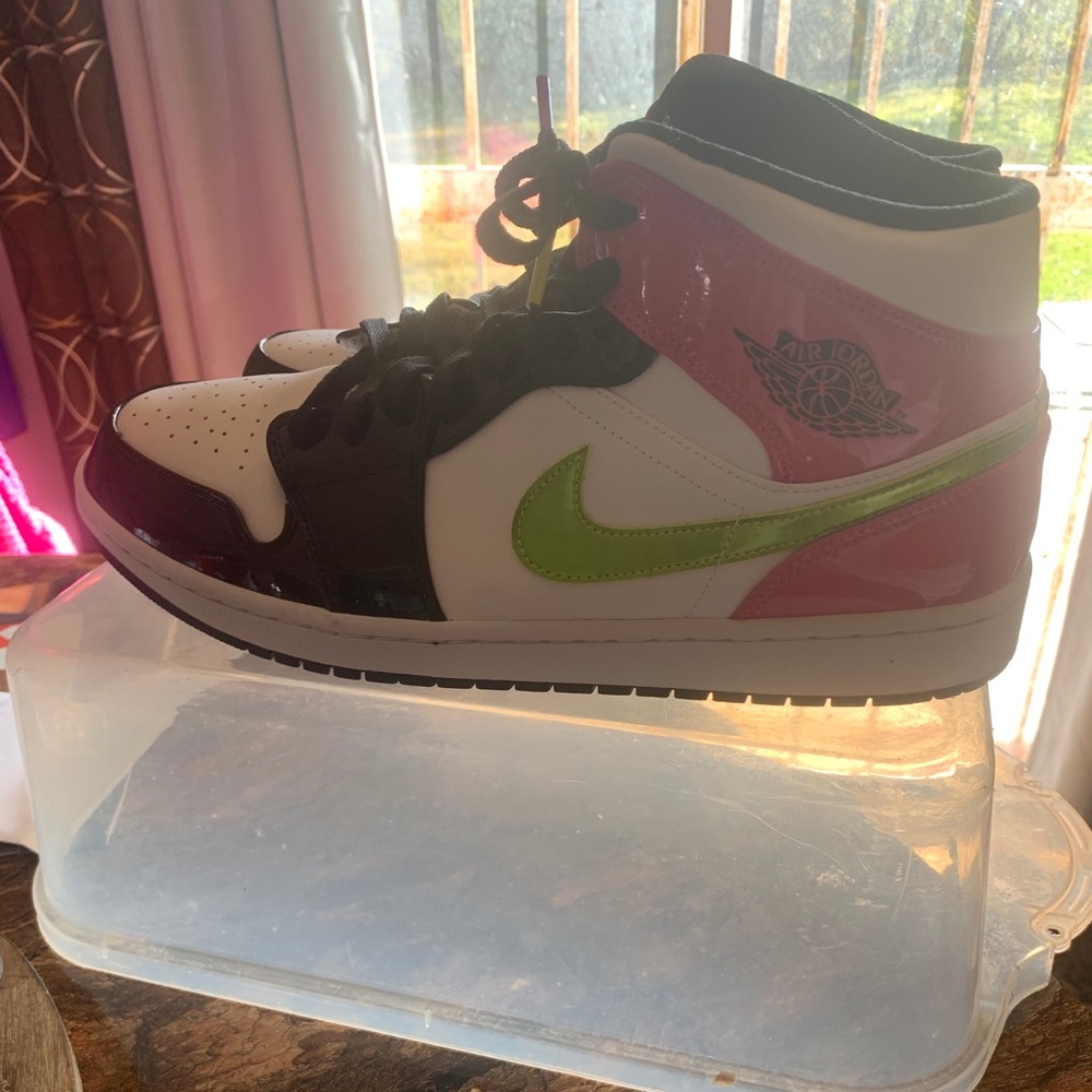 Jordan 1